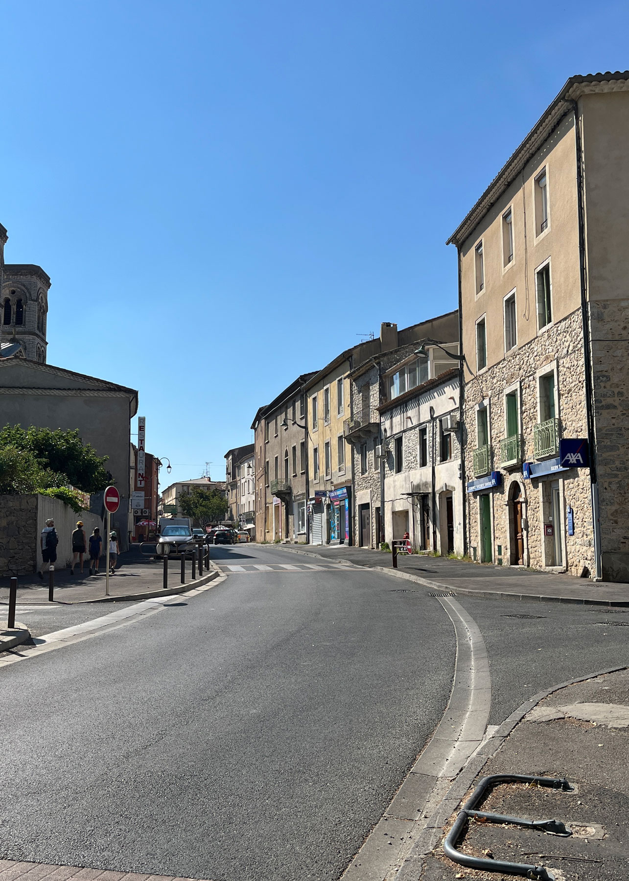 BEFORE Avenue Pasteur